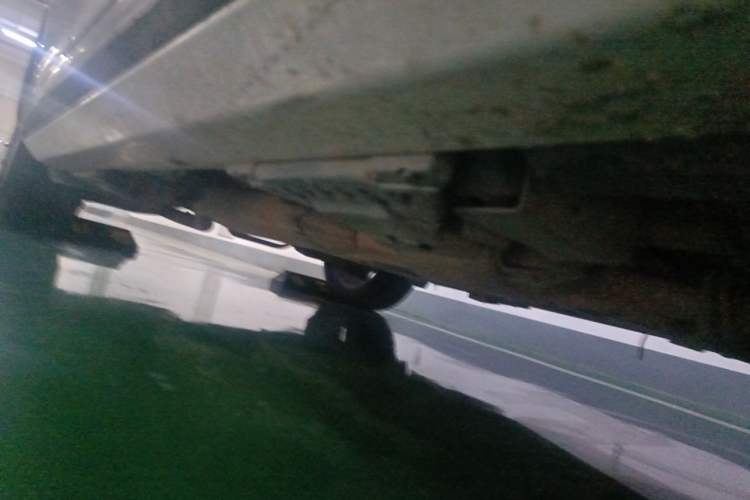 Used Infiniti JX 2013 JX35 Two-Wheel-Drive Excellence Edition Chassis Front Right