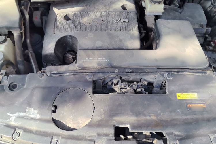 Used Infiniti JX 2013 JX35 4x4 All-Terrain Edition Engine Bay