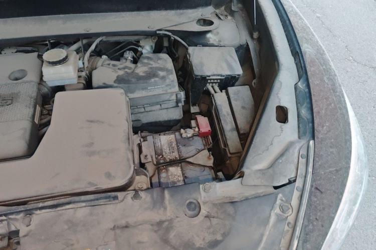 Used Infiniti JX 2013 JX35 4x4 All-Terrain Edition Engine Bay Left