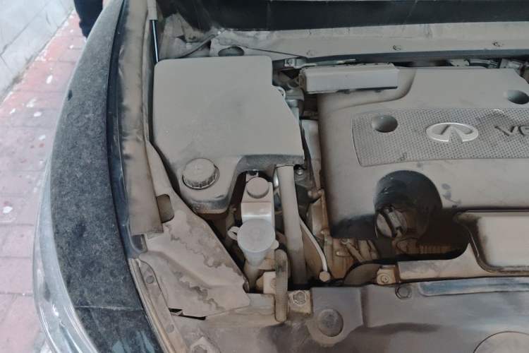 Used Infiniti JX 2013 JX35 4x4 All-Terrain Edition Engine Bay Right
