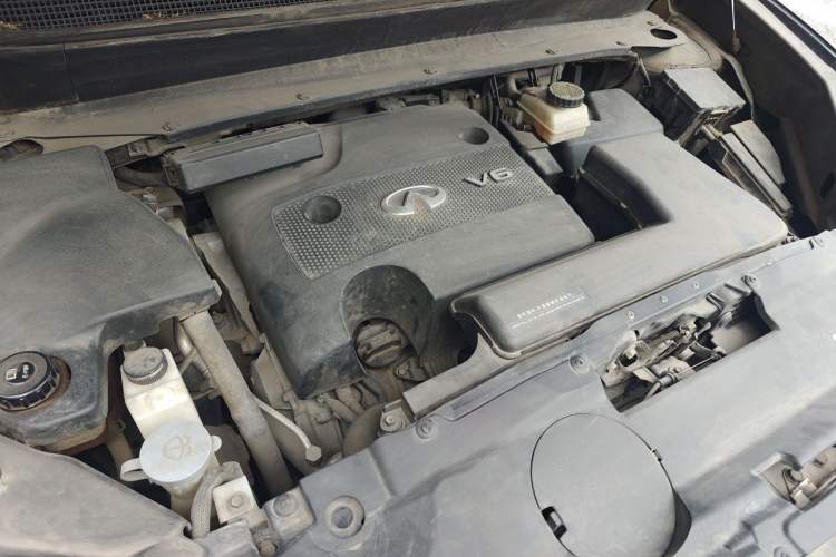 Used Infiniti JX 2013 JX35 4x4 All-Terrain Edition Engine Bay Right