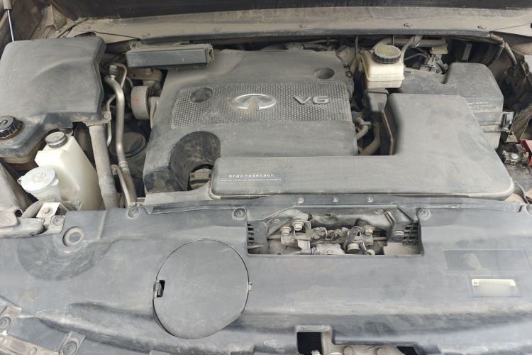 Used Infiniti JX 2013 JX35 4x4 All-Terrain Edition Engine Bay
