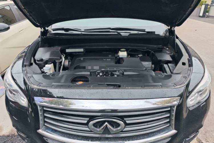 Used Infiniti JX 2013 JX35 Two-Wheel-Drive Excellence Edition Engine Bay