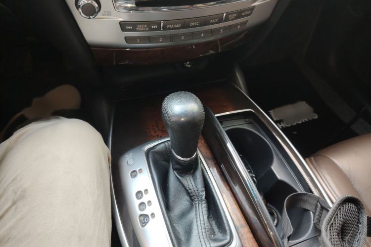 Used Infiniti JX 2013 JX35 Two-Wheel-Drive Excellence Edition Gear Lever