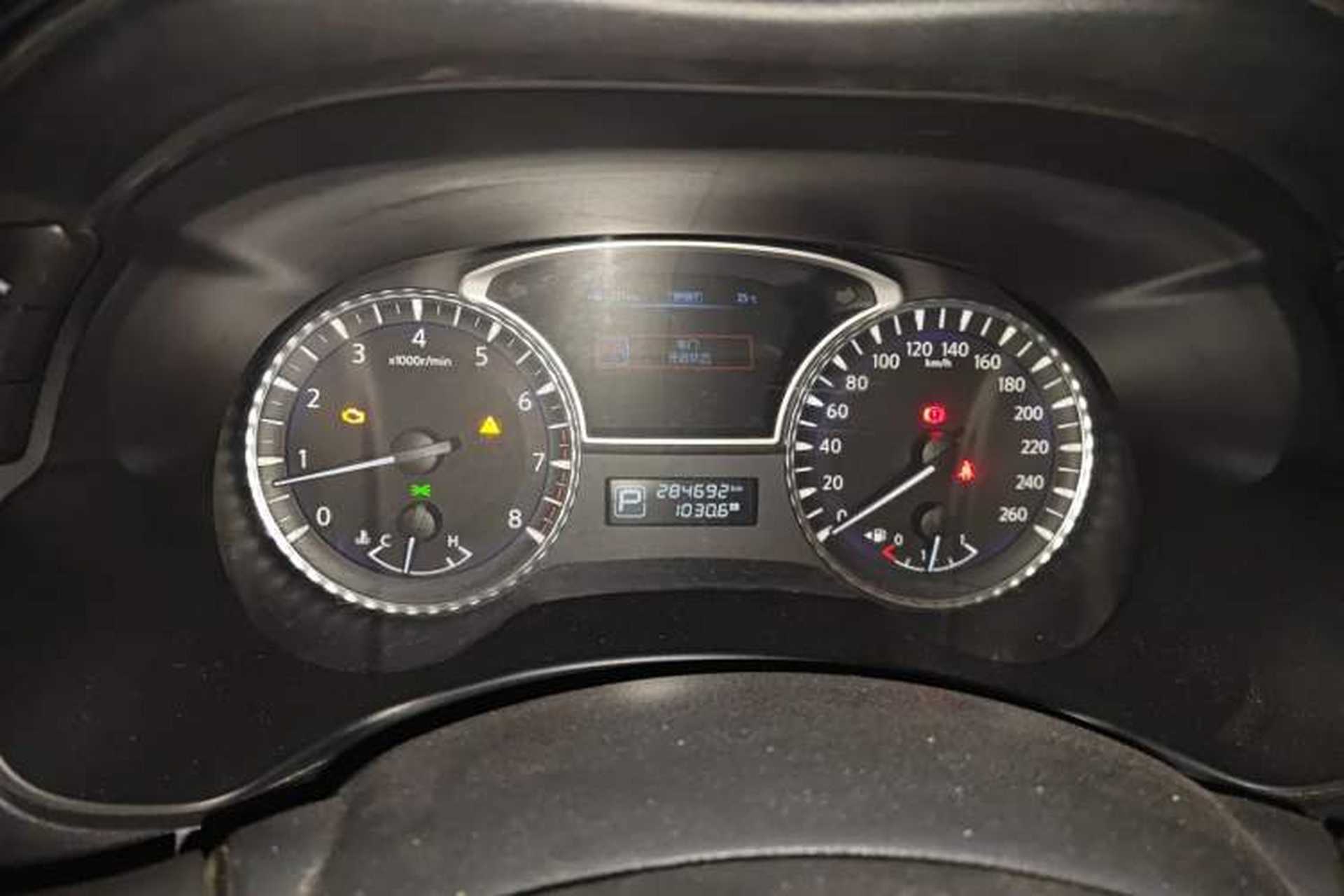 Used Infiniti JX 2013 JX35 Two-Wheel-Drive Excellence Edition Instrument Cluster
