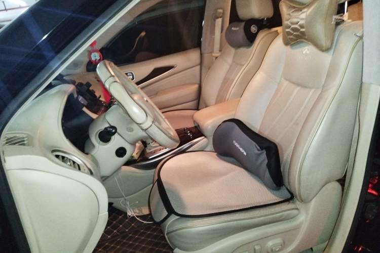 Used Infiniti JX 2013 JX35 Two-Wheel-Drive Excellence Edition Left Front Seat