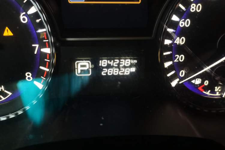 Used Infiniti JX 2013 JX35 Two-Wheel-Drive Excellence Edition Odometer Close Up