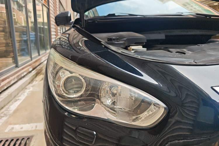 Used Infiniti JX 2013 JX35 Two-Wheel-Drive Excellence Edition Right Front Headlight