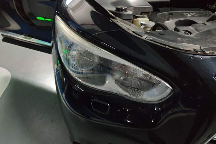 Used Infiniti JX 2013 JX35 Two-Wheel-Drive Excellence Edition Right Front Headlight