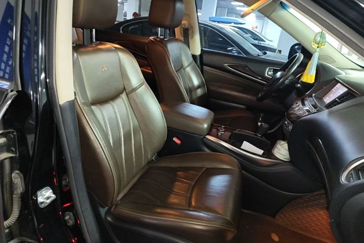 Used Infiniti JX 2013 JX35 4x4 All-Terrain Edition Right Front Seat