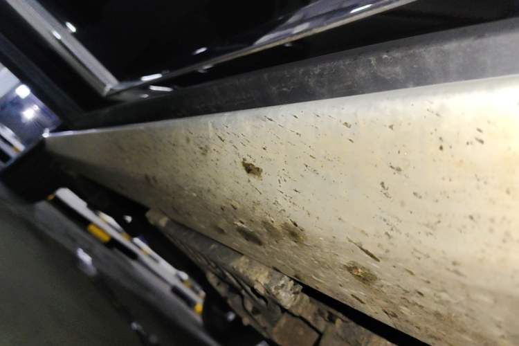 Used Infiniti JX 2013 JX35 4x4 All-Terrain Edition Right Side Sill