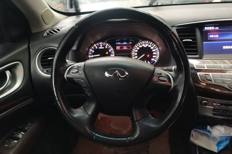 Used Infiniti JX 2013 JX35 Two-Wheel-Drive Excellence Edition Steering Wheel