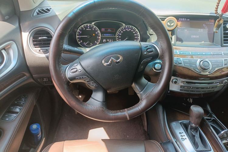 Used Infiniti JX 2013 JX35 4x4 All-Terrain Edition Steering Wheel