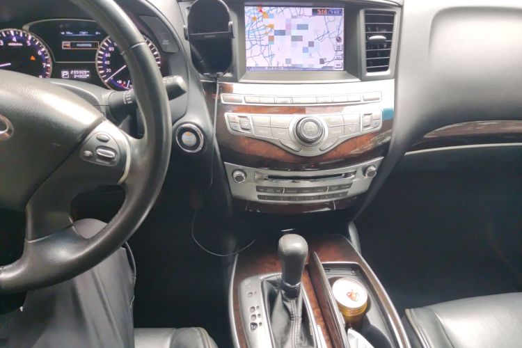 Used Infiniti JX 2013 JX35 Two-Wheel-Drive Excellence Edition Audio And AC Panel