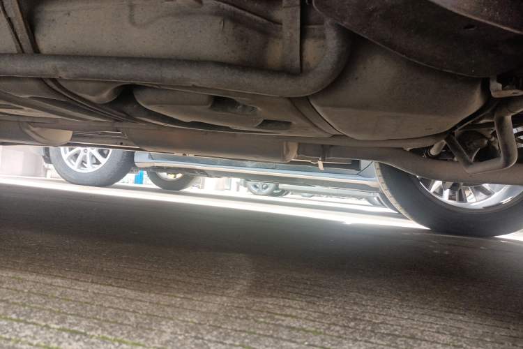 Used Infiniti JX 2013 JX35 Two-Wheel-Drive Excellence Edition Chassis Rear Left