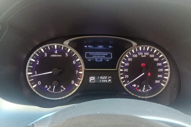 Used Infiniti JX 2013 JX35 Two-Wheel-Drive Excellence Edition Instrument Cluster