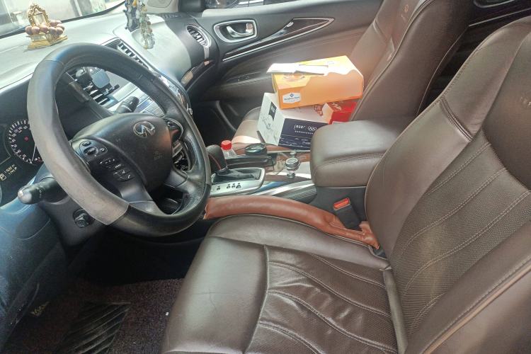 Used Infiniti JX 2013 JX35 Two-Wheel-Drive Excellence Edition Left Front Seat