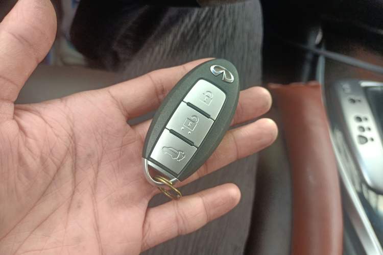 Used Infiniti JX 2013 JX35 Two-Wheel-Drive Excellence Edition Vehicle Key