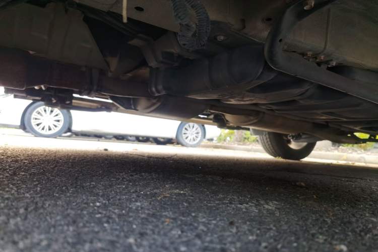 Used Infiniti JX 2013 JX35 Two-Wheel-Drive Excellence Edition Chassis Front Left