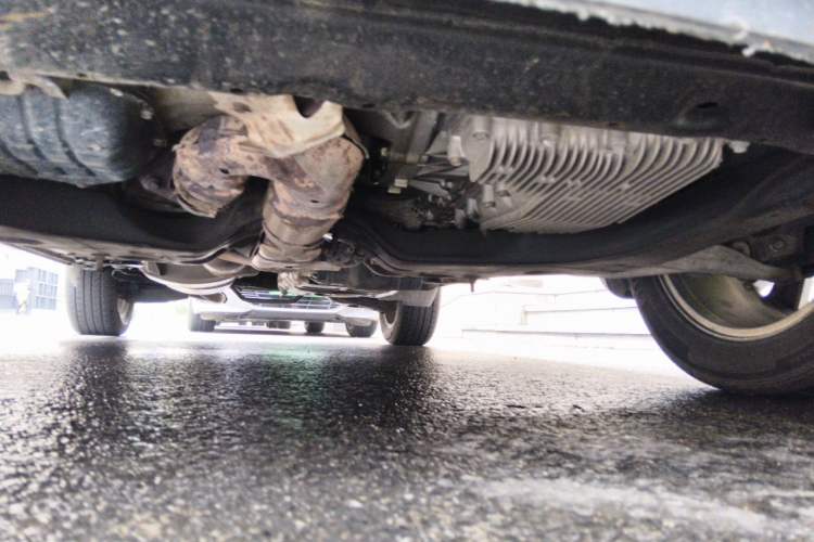 Used Infiniti JX 2013 JX35 Two-Wheel-Drive Excellence Edition Chassis Front
