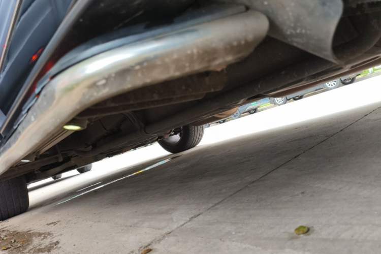Used Infiniti JX 2013 JX35 Two-Wheel-Drive Excellence Edition Chassis Rear Left