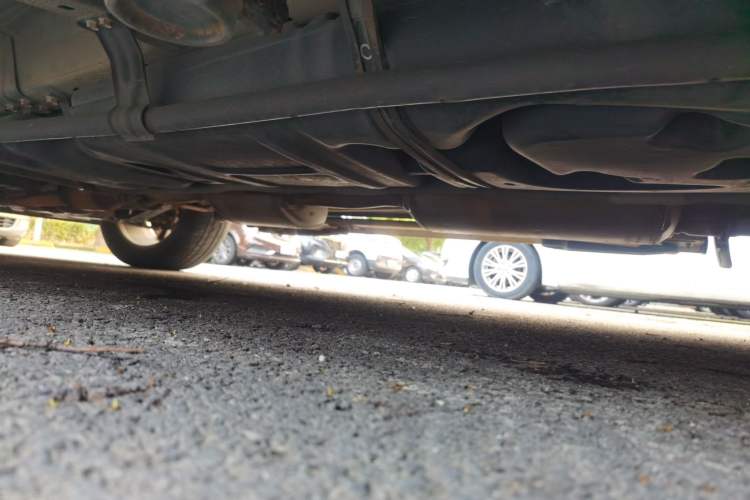 Used Infiniti JX 2013 JX35 Two-Wheel-Drive Excellence Edition Chassis Rear Left