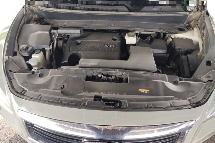 Used Infiniti JX 2013 JX35 4x4 All-Terrain Edition Engine Bay