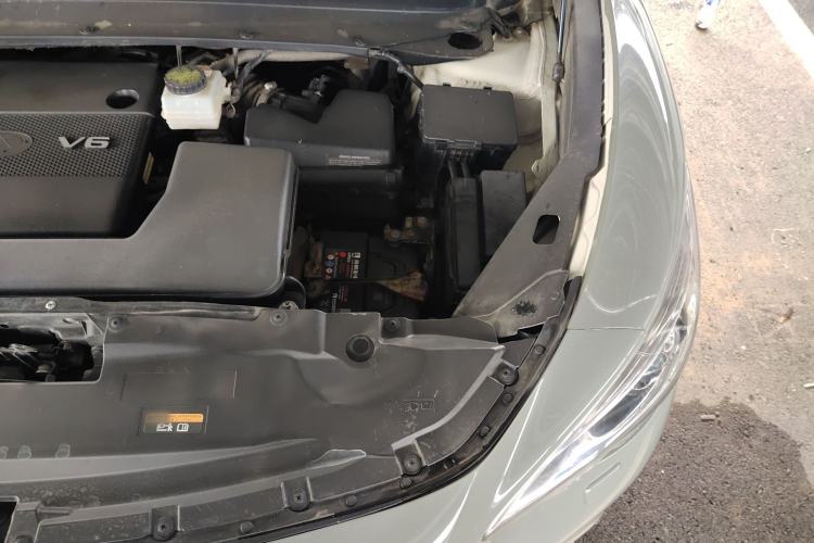 Used Infiniti JX 2013 JX35 4x4 All-Terrain Edition Engine Bay Left