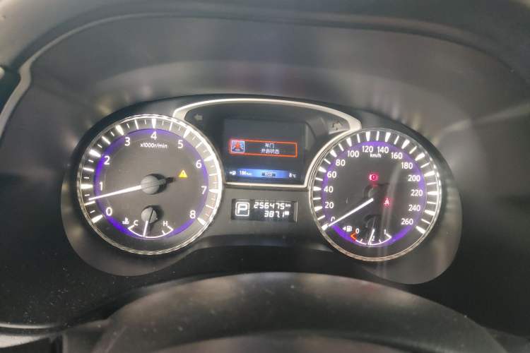 Used Infiniti JX 2013 JX35 4x4 All-Terrain Edition Instrument Cluster