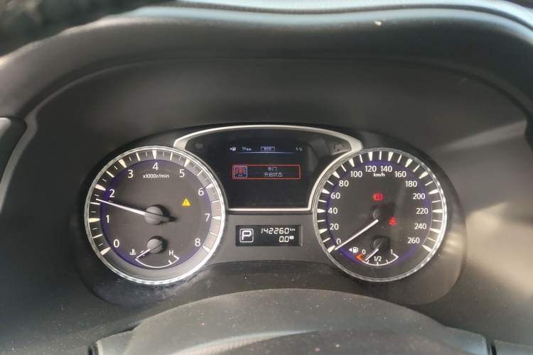 Used Infiniti JX 2013 JX35 Two-Wheel-Drive Excellence Edition Instrument Cluster