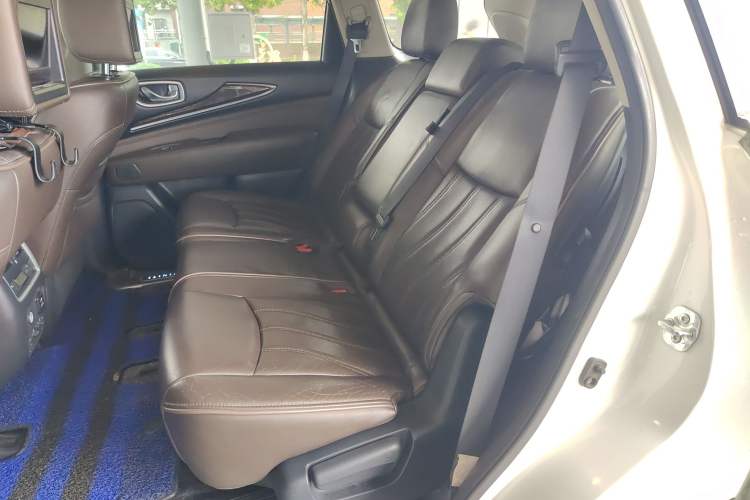 Used Infiniti JX 2013 JX35 4x4 All-Terrain Edition Left Rear Seat