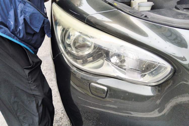 Used Infiniti JX 2013 JX35 Two-Wheel-Drive Excellence Edition Right Front Headlight
