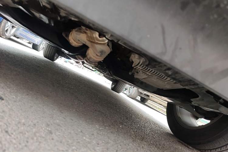 Used Infiniti JX 2013 JX35 Two-Wheel-Drive Excellence Edition Chassis Front