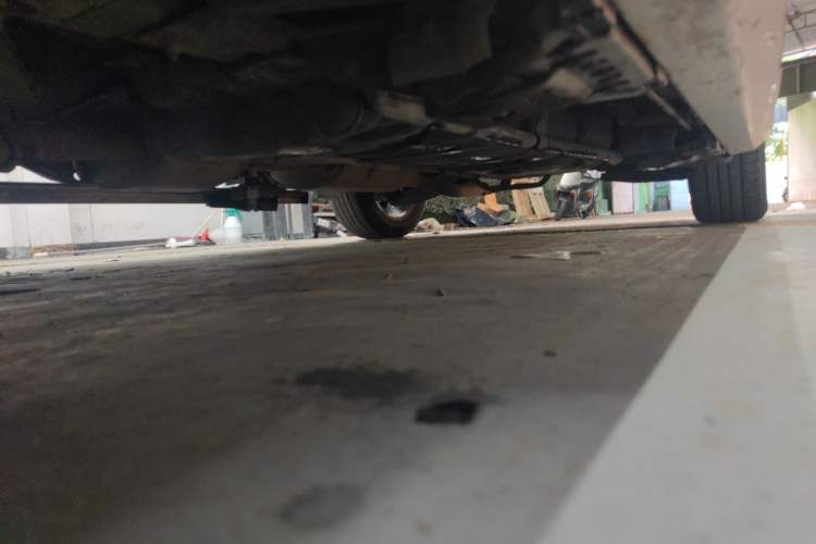 Used Infiniti JX 2013 JX35 Two-Wheel-Drive Excellence Edition Chassis Front Left