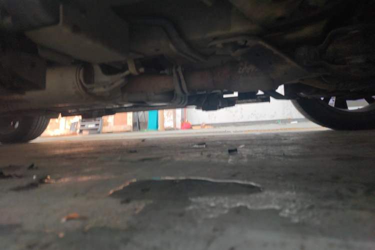 Used Infiniti JX 2013 JX35 Two-Wheel-Drive Excellence Edition Chassis Front Right