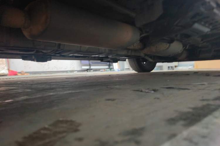 Used Infiniti JX 2013 JX35 Two-Wheel-Drive Excellence Edition Chassis Rear Right