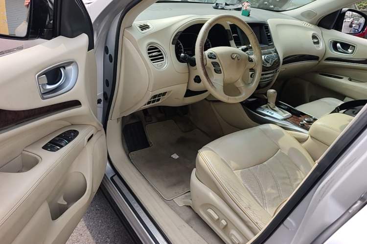 Used Infiniti JX 2013 JX35 Two-Wheel-Drive Excellence Edition Driver Seat