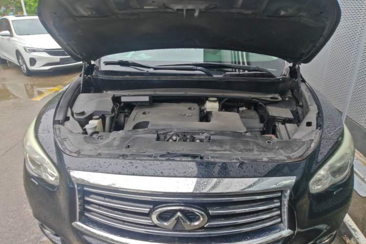 Used Infiniti JX 2013 JX35 4x4 All-Terrain Edition Engine Bay