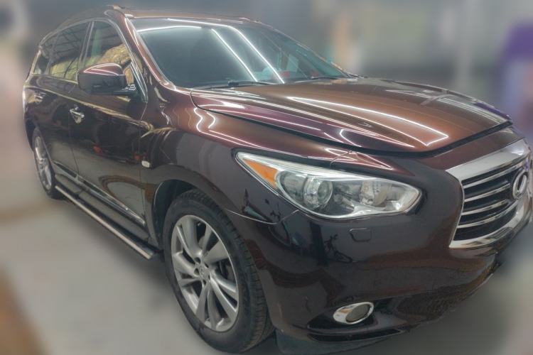 Used Infiniti JX 2013 JX35 Two-Wheel-Drive Excellence Edition Front Right 45 Deg