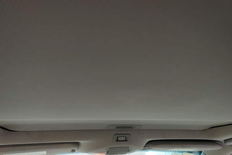 Used Infiniti JX 2013 JX35 Two-Wheel-Drive Excellence Edition Headliner
