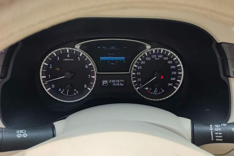Used Infiniti JX 2013 JX35 Two-Wheel-Drive Excellence Edition Instrument Cluster