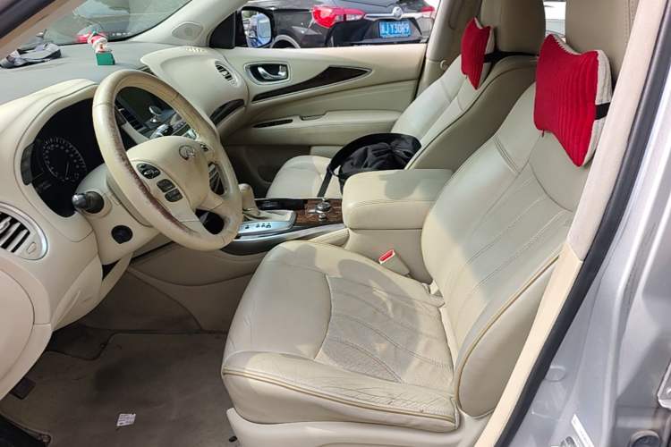 Used Infiniti JX 2013 JX35 Two-Wheel-Drive Excellence Edition Left Front Seat