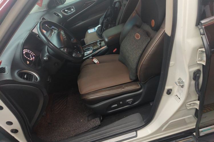 Used Infiniti JX 2013 JX35 Two-Wheel-Drive Excellence Edition Left Front Seat