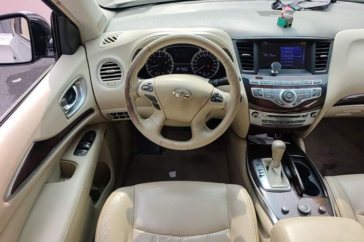 Used Infiniti JX 2013 JX35 Two-Wheel-Drive Excellence Edition Steering Wheel