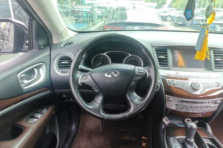 Used Infiniti JX 2013 JX35 4x4 All-Terrain Edition Steering Wheel