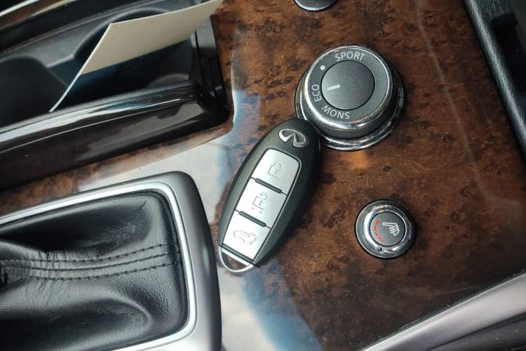 Used Infiniti JX 2013 JX35 Two-Wheel-Drive Excellence Edition Vehicle Key
