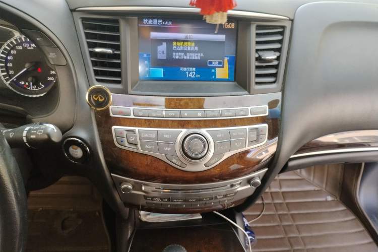 Used Infiniti JX 2013 JX35 4x4 All-Terrain Edition Audio And AC Panel