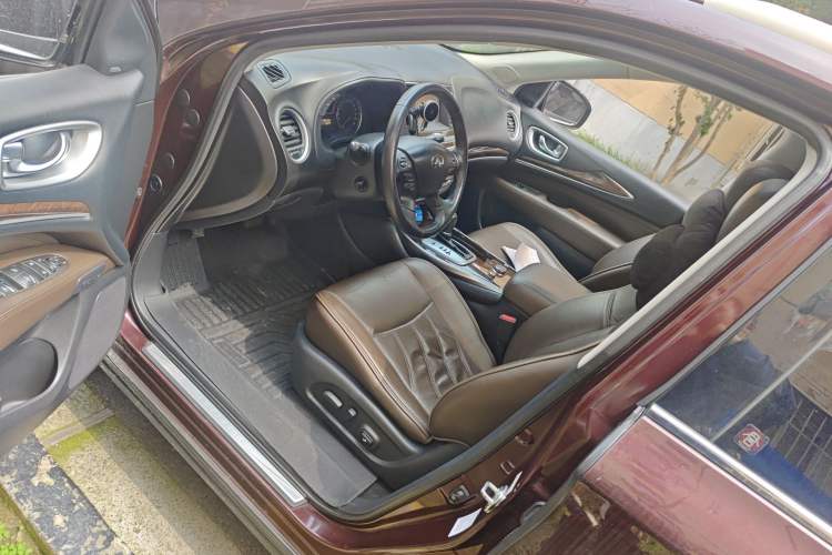 Used Infiniti JX 2013 JX35 4x4 All-Terrain Edition Driver Seat