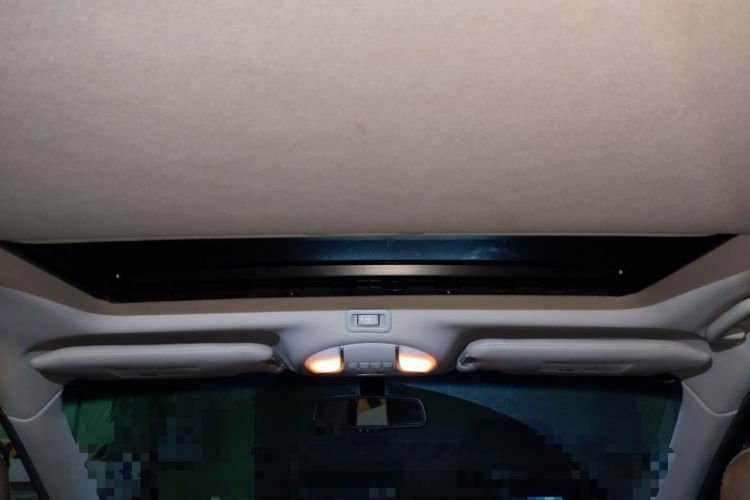 Used Infiniti JX 2013 JX35 Two-Wheel-Drive Excellence Edition Headliner