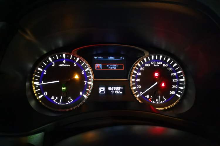 Used Infiniti JX 2013 JX35 Two-Wheel-Drive Excellence Edition Instrument Cluster